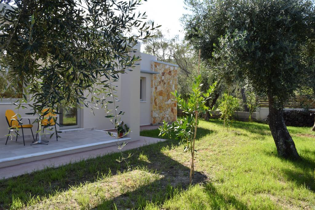 Three Stars Luxury Villas Μωραΐτικα Εξωτερικό φωτογραφία