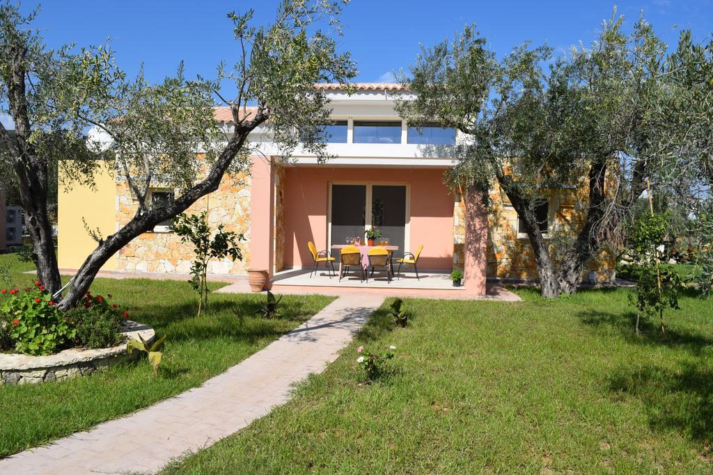 Three Stars Luxury Villas Μωραΐτικα Εξωτερικό φωτογραφία