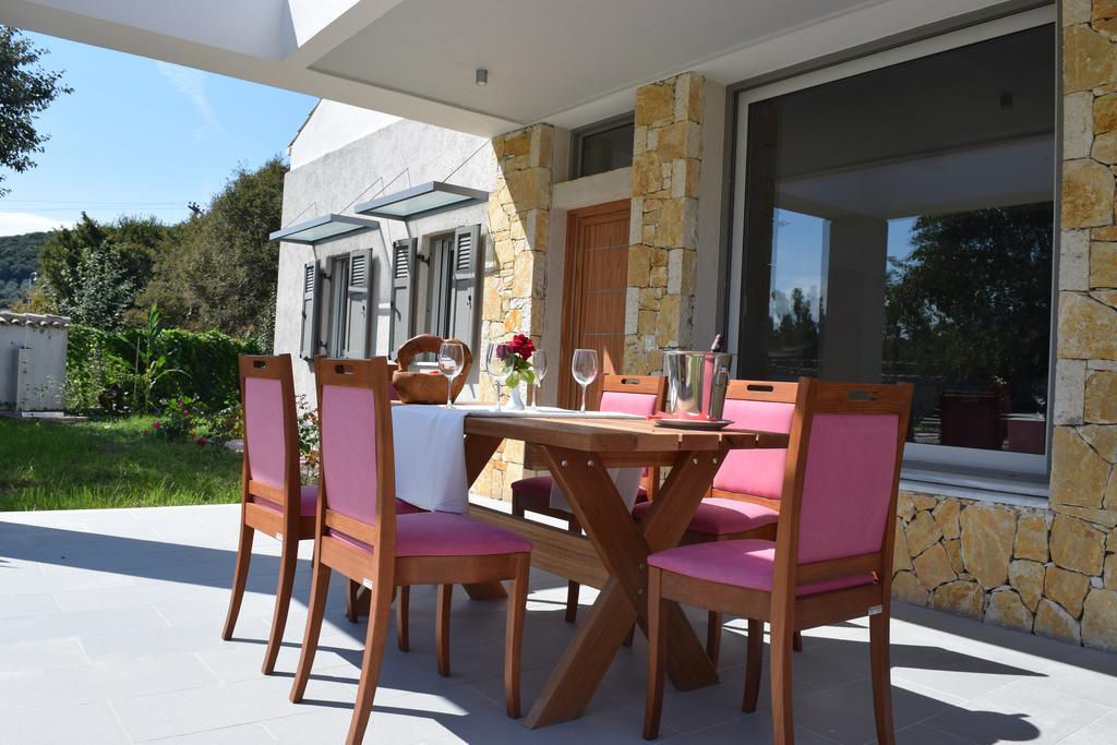 Three Stars Luxury Villas Μωραΐτικα Εξωτερικό φωτογραφία