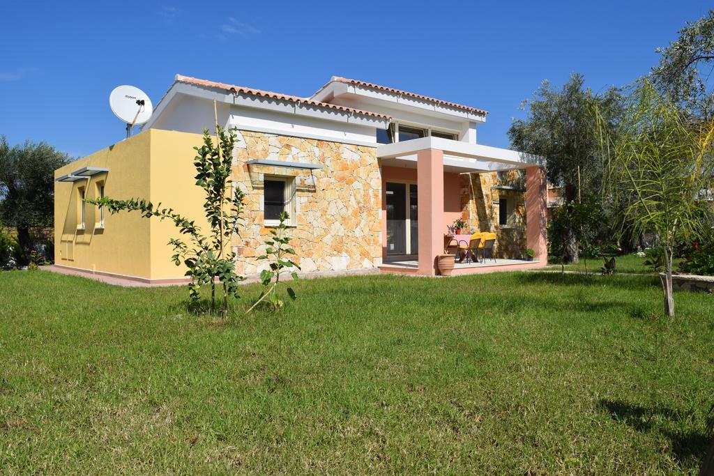 Three Stars Luxury Villas Μωραΐτικα Εξωτερικό φωτογραφία