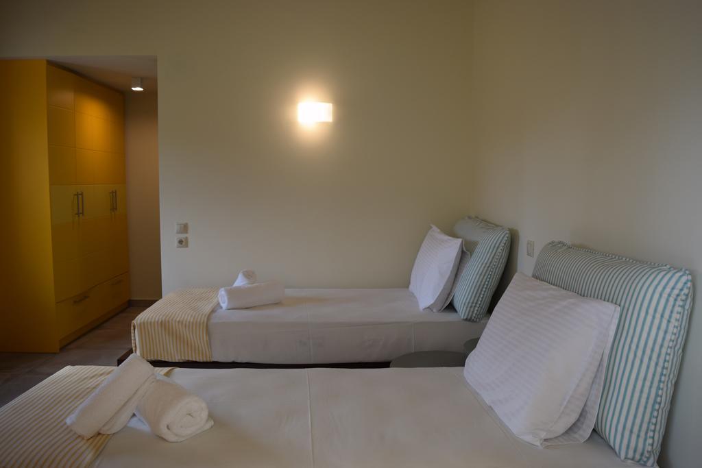 Three Stars Luxury Villas Μωραΐτικα Εξωτερικό φωτογραφία