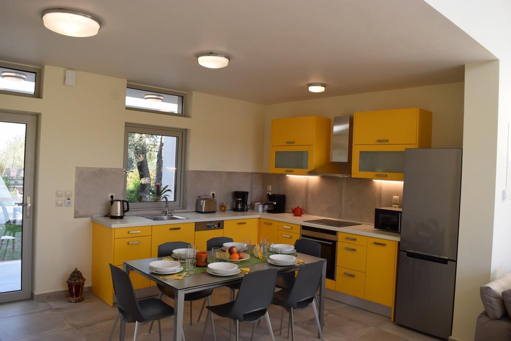 Three Stars Luxury Villas Μωραΐτικα Εξωτερικό φωτογραφία