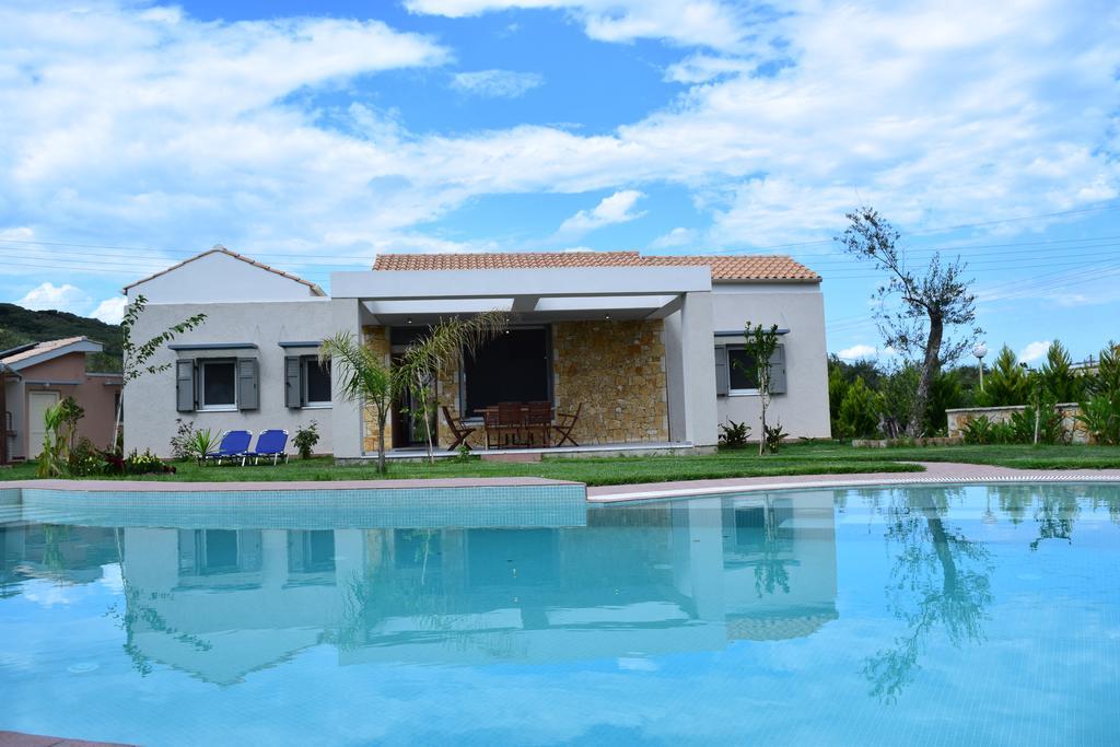 Three Stars Luxury Villas Μωραΐτικα Εξωτερικό φωτογραφία