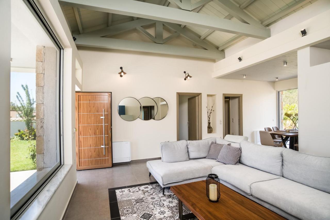 Three Stars Luxury Villas Μωραΐτικα Εξωτερικό φωτογραφία