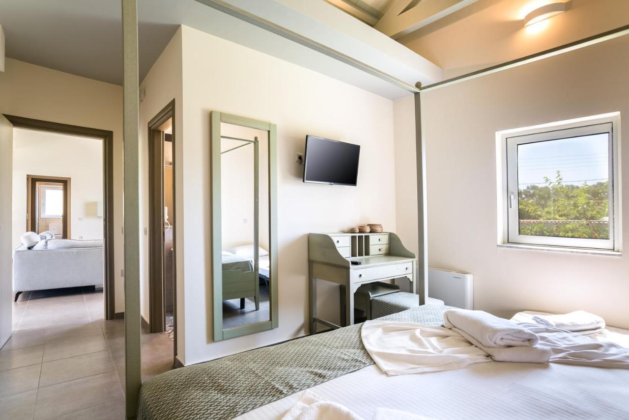 Three Stars Luxury Villas Μωραΐτικα Εξωτερικό φωτογραφία