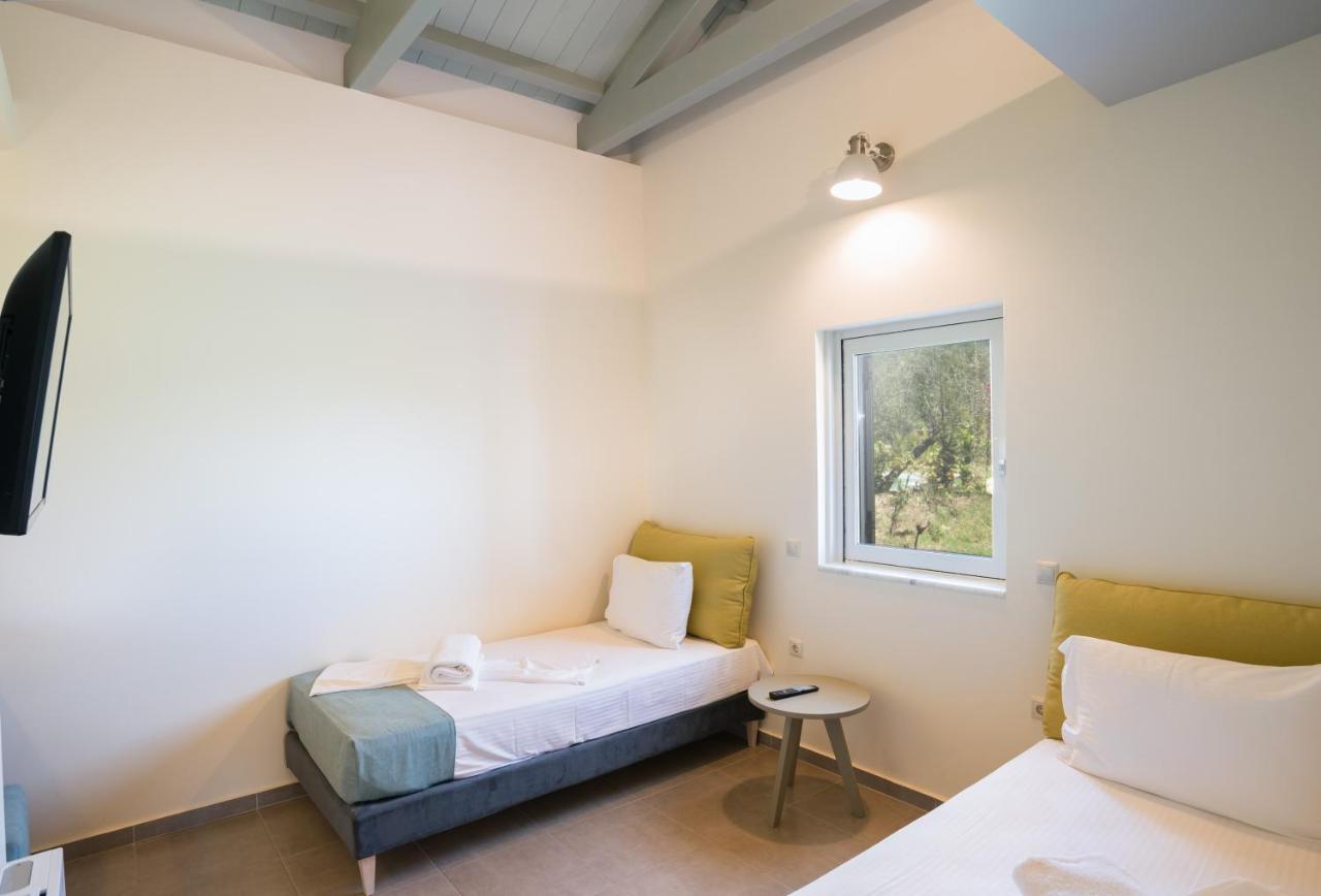 Three Stars Luxury Villas Μωραΐτικα Εξωτερικό φωτογραφία