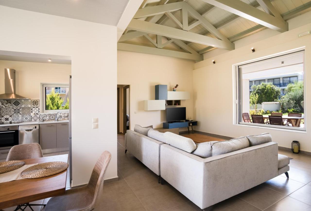 Three Stars Luxury Villas Μωραΐτικα Εξωτερικό φωτογραφία