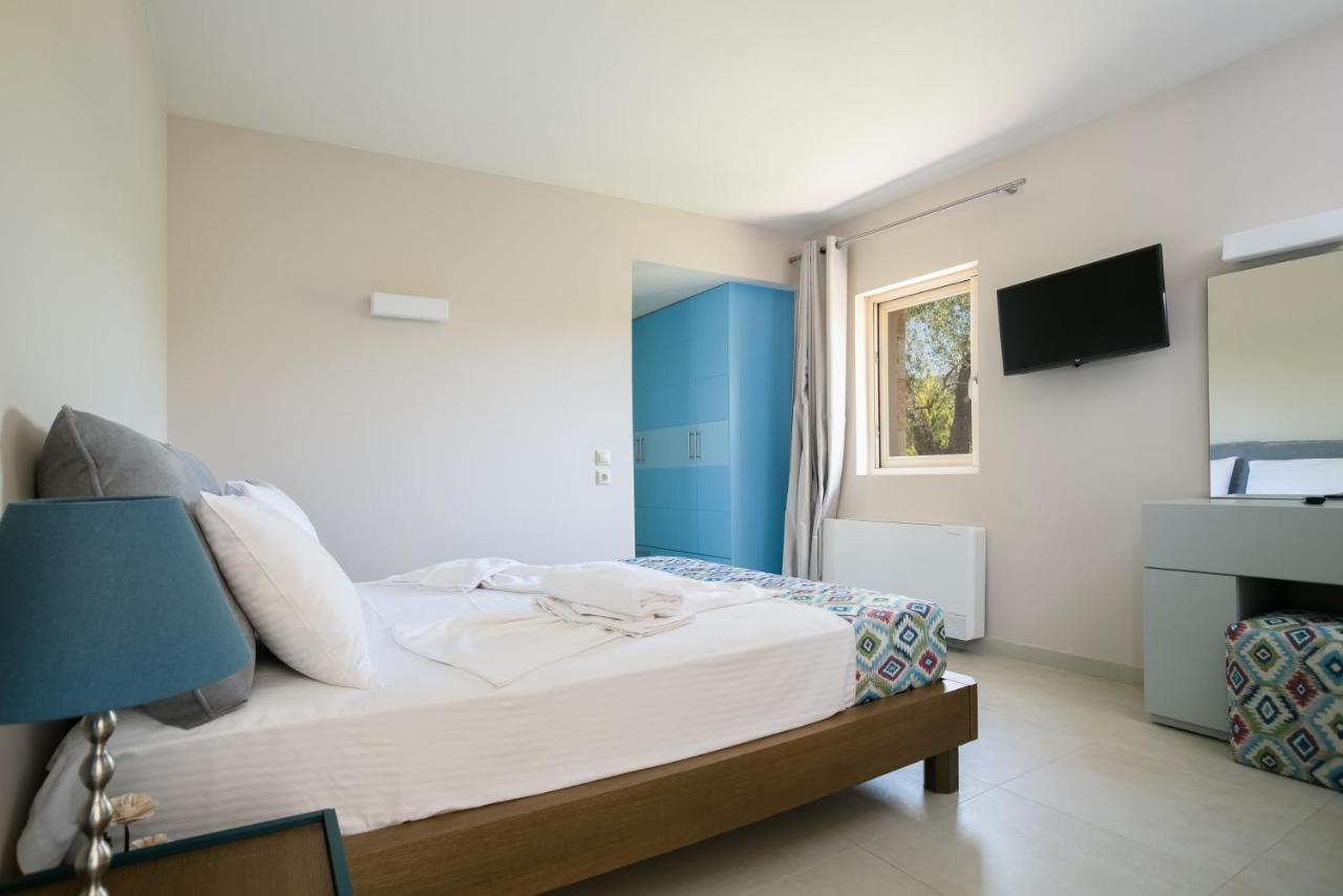 Three Stars Luxury Villas Μωραΐτικα Εξωτερικό φωτογραφία